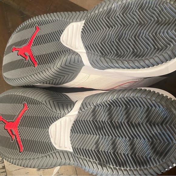 Men’s size 11 Jordan’s - Picture 3 of 5